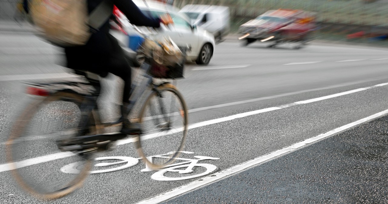 Mandat za szybką jazdę na rowerze już obowiązuje. /123RF/PICSEL