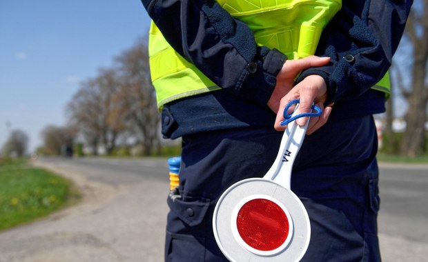 Mandaty "na bezdomnego" i mobbing za brak efektów? Szokujące sygnały z policji w Kole