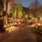 Mandaty na cmentarzach. Za te błędy zapłacisz nawet 5 tys. zł