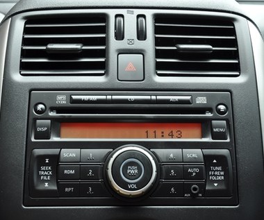 Mandaty za radio w samochodzie od 1 stycznia w górę. Abonament też zdrożeje