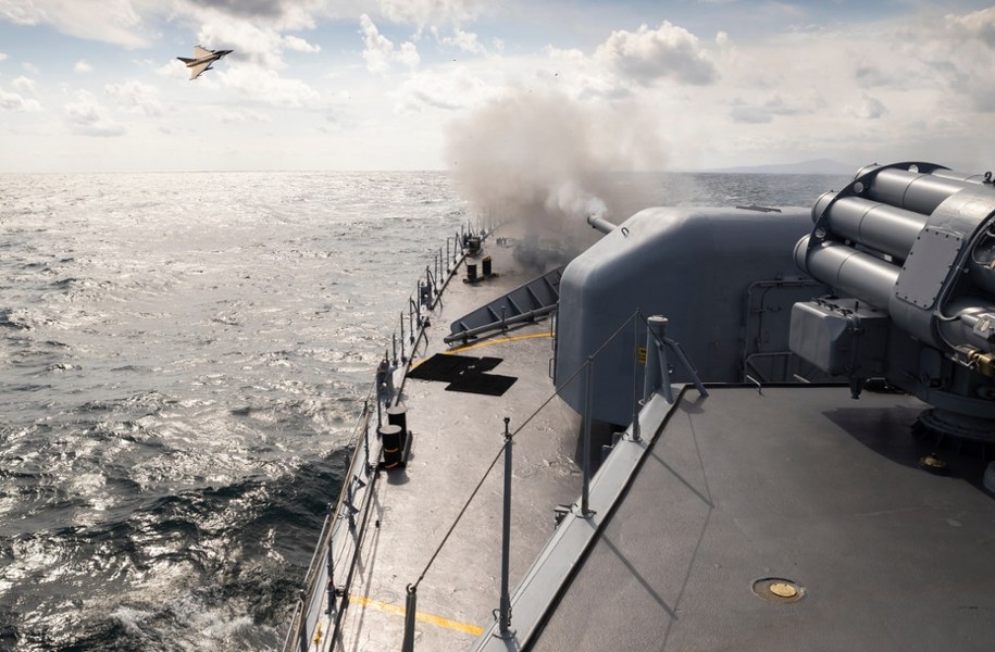 Ruszają potężne manewry. Groźba "negatywnych konsekwencji"