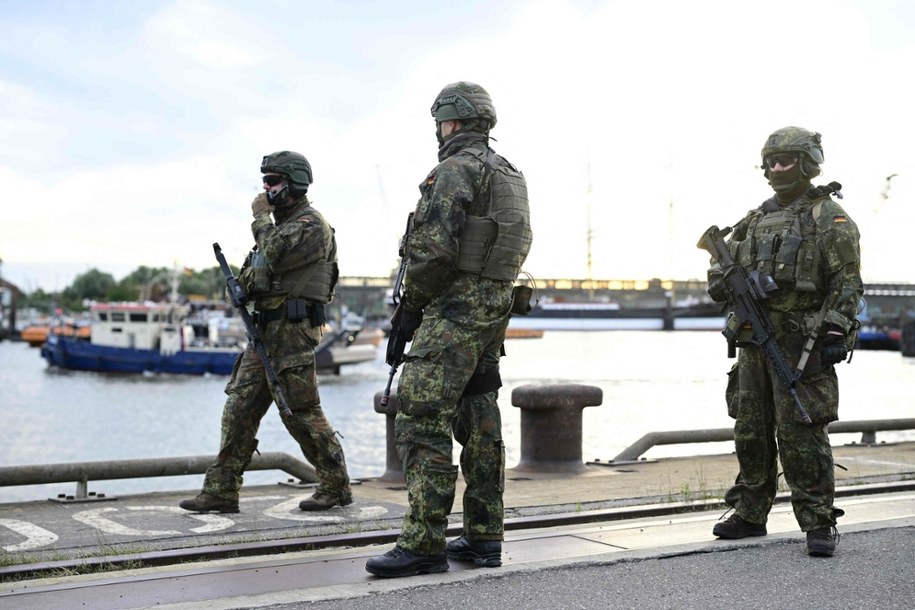 Manewry Red Storm Bravo w Hamburgu /TOBIAS SCHWARZ/AFP/East News