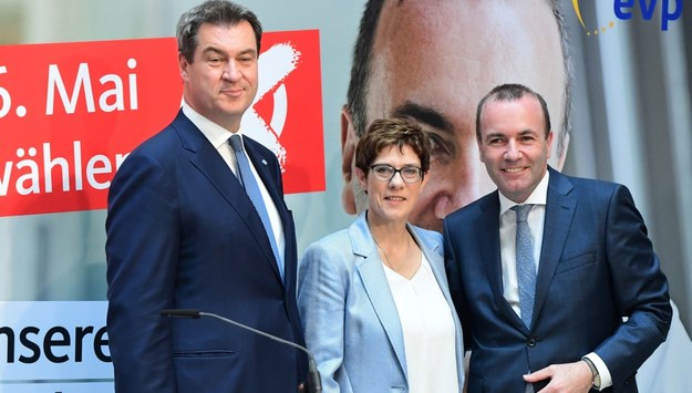 Manfred Weber, Annegret Kramp-Karrenbauer i Markus Soeder. /Clemens Bilan /PAP/EPA