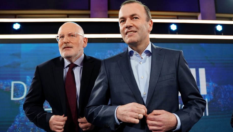 Manfred Weber i Frans Timmermans. /ALEXANDER BECHER /PAP/EPA