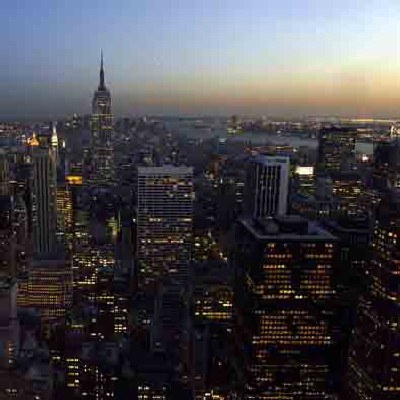 Manhattan nocą /AFP