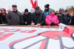 Manifestacja "Tak dla edukacji, nie dla deprawacji" w Warszawie