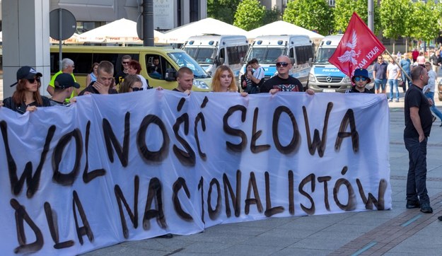 Manifestacja członków i sympatyków Młodzieży Wszechpolskiej Obozu Narodowo-Radykalnego i Ruchu Narodowego /Andrzej Grygiel /PAP