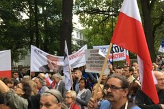 Manifestacja KOD przed Trybunałem Konstytucyjnym