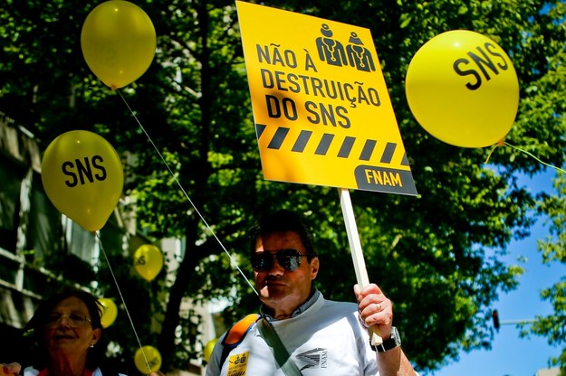 Manifestacja lekarzy /JOSE SENA GOULAO /PAP/EPA