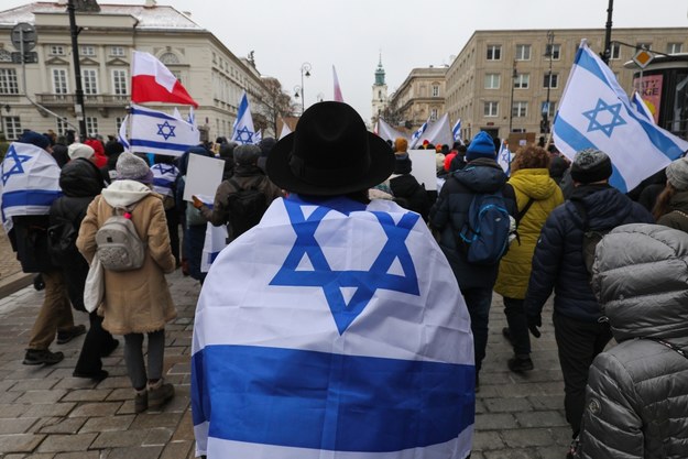 Manifestacja „Marsz dla Uwolnienia Zakładników, Marsz Przeciw Antysemityzmowi” na Krakowskim Przedmieściu w Warszawie /Paweł Supernak /PAP