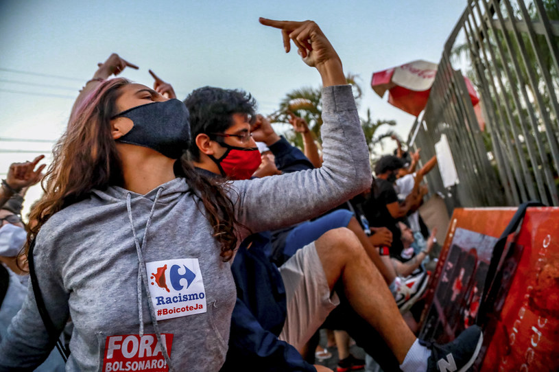 Manifestacja po śmierci czarnoskórego 40-latka /SILVIO AVILA / AFP /AFP