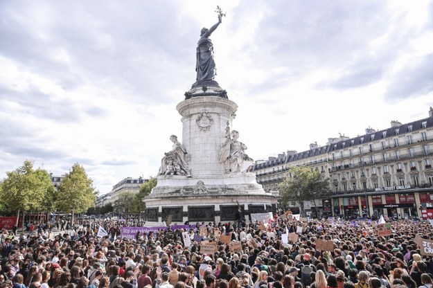 Manifestacja poparcia w Paryżu /Teresa Suarez /PAP/EPA