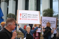 Manifestacja przed Sądem Najwyższym