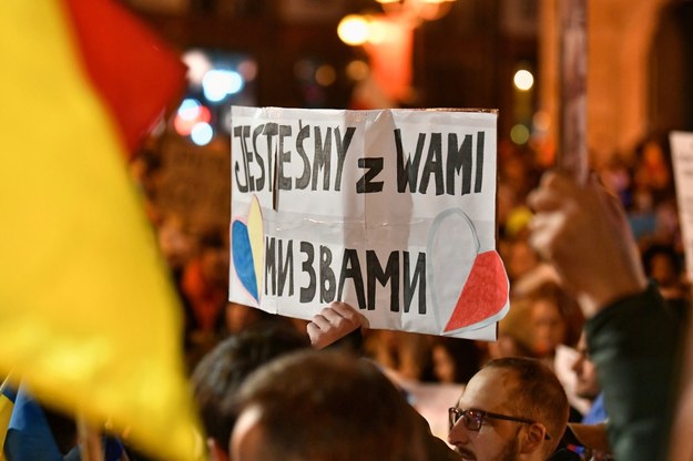 Manifestacja solidarności z Ukrainą na rynku we Wrocławiu / 	Maciej Kulczyński    /PAP