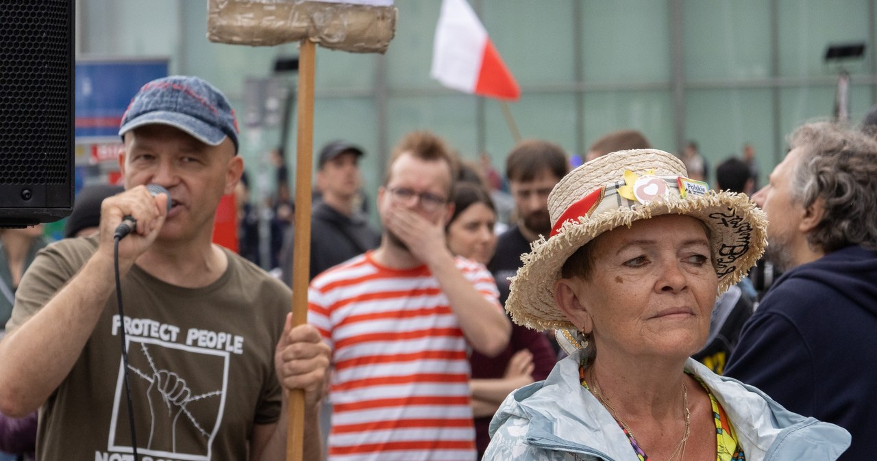 Manifestacja stowarzyszenia Zjednoczeni Przeciw Rasizmowi