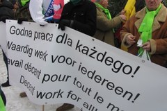 Manifestacja związkowców w Brukseli. Walczą o równe stawki