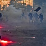 Manifestacje i zamieszki w Neapolu. 34 osoby zostały ranne