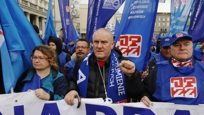 Manifestowali w stolicy. "Nie chcemy być śmieciami"