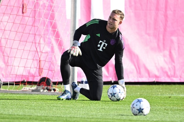 Manuel Neuer na treningu /LENNART PREISS /PAP/DPA