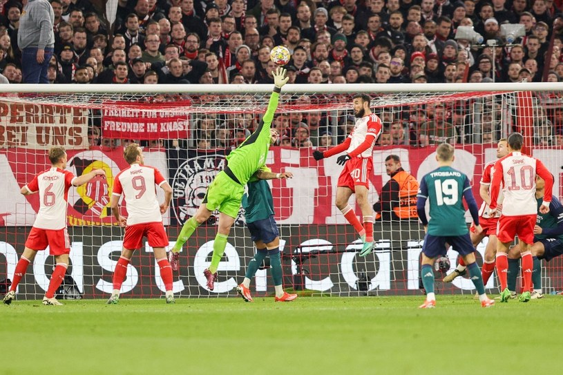 Manuel Neuer z rekordowym występem. Bayern w półfinale ostatni raz był z Lewandowskim