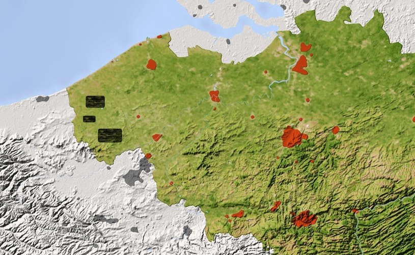 Mapa Belgii. Na czarno zaznaczone są strefy, w których znajduje się najwięcej niewybuchów i niewypałów z czasów I wojny światowej /123RF/PICSEL