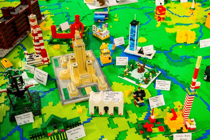 Mapa Polski z klocków LEGO /materiały prasowe