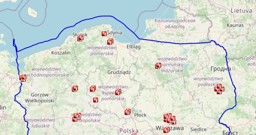 Mapa rozmieszczenia kamer rejestrujących przejazd na czerwonym świetle. /CANARD /GDDKiA