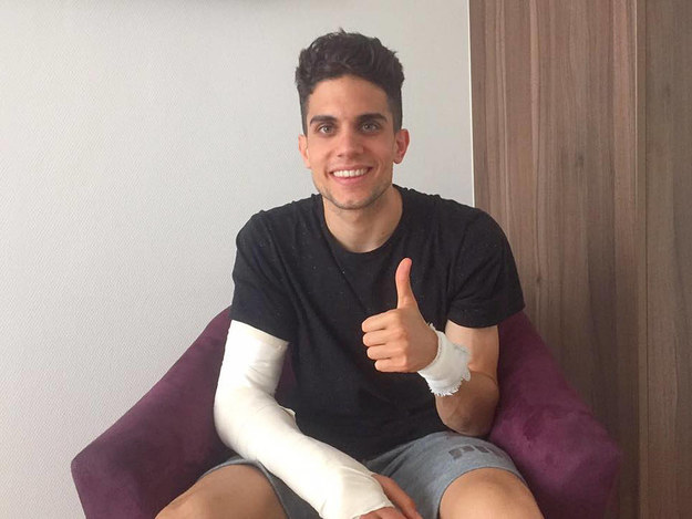 Marc Bartra, ranny we wtorkowym ataku na drużynę Borussii Dortmund, w sobotę opuścił szpital /HANDOUT/BVB, Uncredited/MediaBaseSports /PAP/DPA