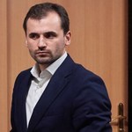 Marcin Dubieniecki wyjeżdża z kraju. Sąd zawiesił zakaz, prokuratura protestuje