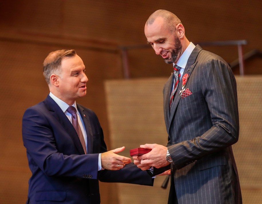 Marcin Gortat i Andrzej Duda /TANNEN MAURY  /PAP/EPA