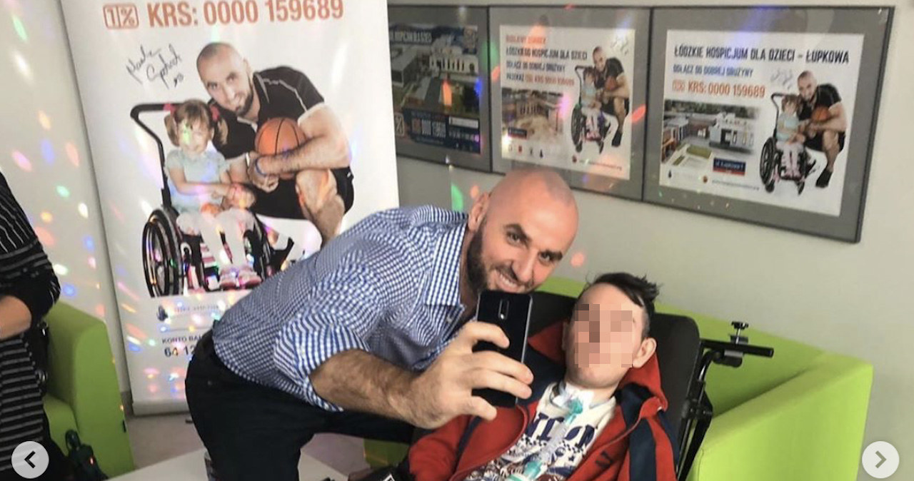 Marcin Gortat w hospicjum /materiał zewnętrzny