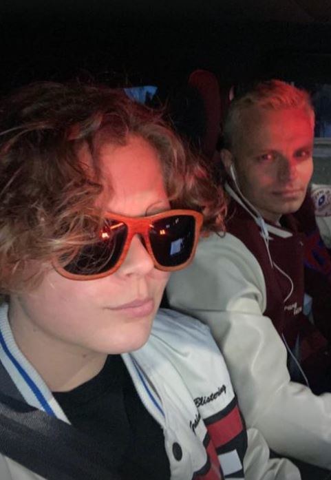 Marcin Hakiel zafarbował włosy na jasny blond /Instagram