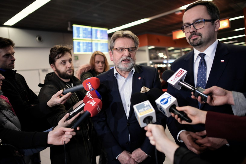 Marcin Horała i Jarosław Pinkas na konferencji ws. koronawirusa / 	Marcin Obara  /PAP