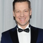 TVP2 Marcin Mroczek przyłapany z tajemniczą brunetką! Tak się pociesza?