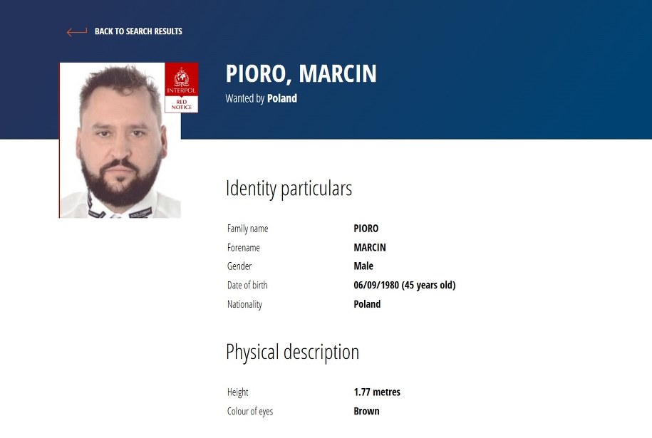 Marcin Pióro jest poszukiwany przez Interpol /Interpol /Zrzut ekranu