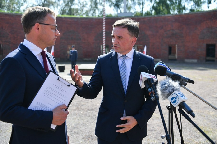 Marcin Romanowski i Zbigniew Ziobro, zdj. z 2023 r. /Wojtek Jargiło /PAP