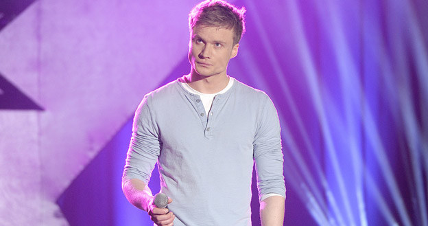 Marcin Spenner na scenie programu "X Factor" / fot. Michał Baranowski /AKPA