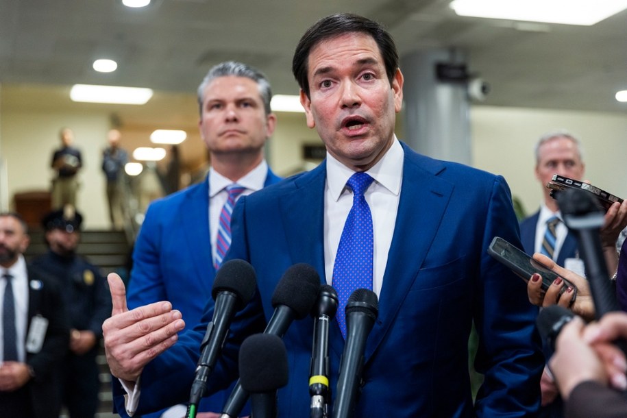 Marco Rubio będzie rozmawiał z Duńczykami o Grenlandii /JIM LO SCALZO /PAP/EPA