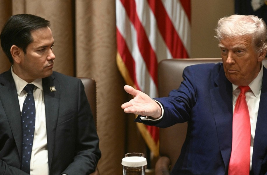 Marco Rubio i Donald Trump /BRENDAN SMIALOWSKI/AFP /East News