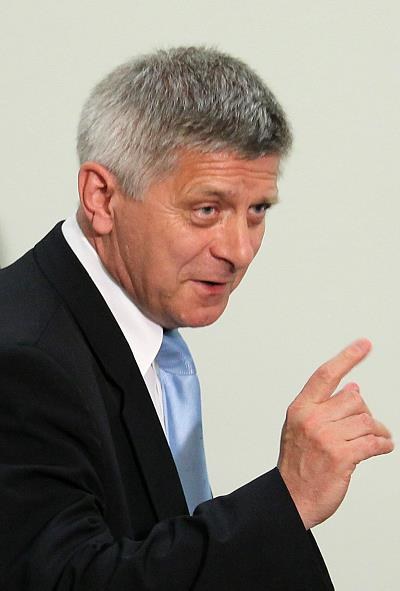 Marek Belka, prezes NBP i szef RPP /AFP
