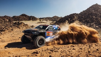 Marek Goczał błyszczy na Dakarze! Wysoka pozycja Polaka już na starcie