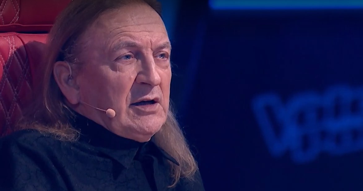 Marek Piekarczyk bez brody i wąsów w "The Voice of Poland" /TVP