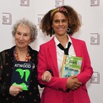 Margaret Atwood i Bernardine Evaristo z nagrodą Bookera