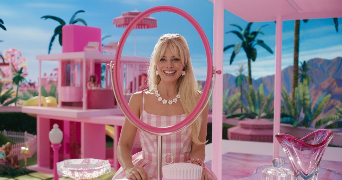 Margot Robbie w scenie z filmu "Barbie" /materiały prasowe