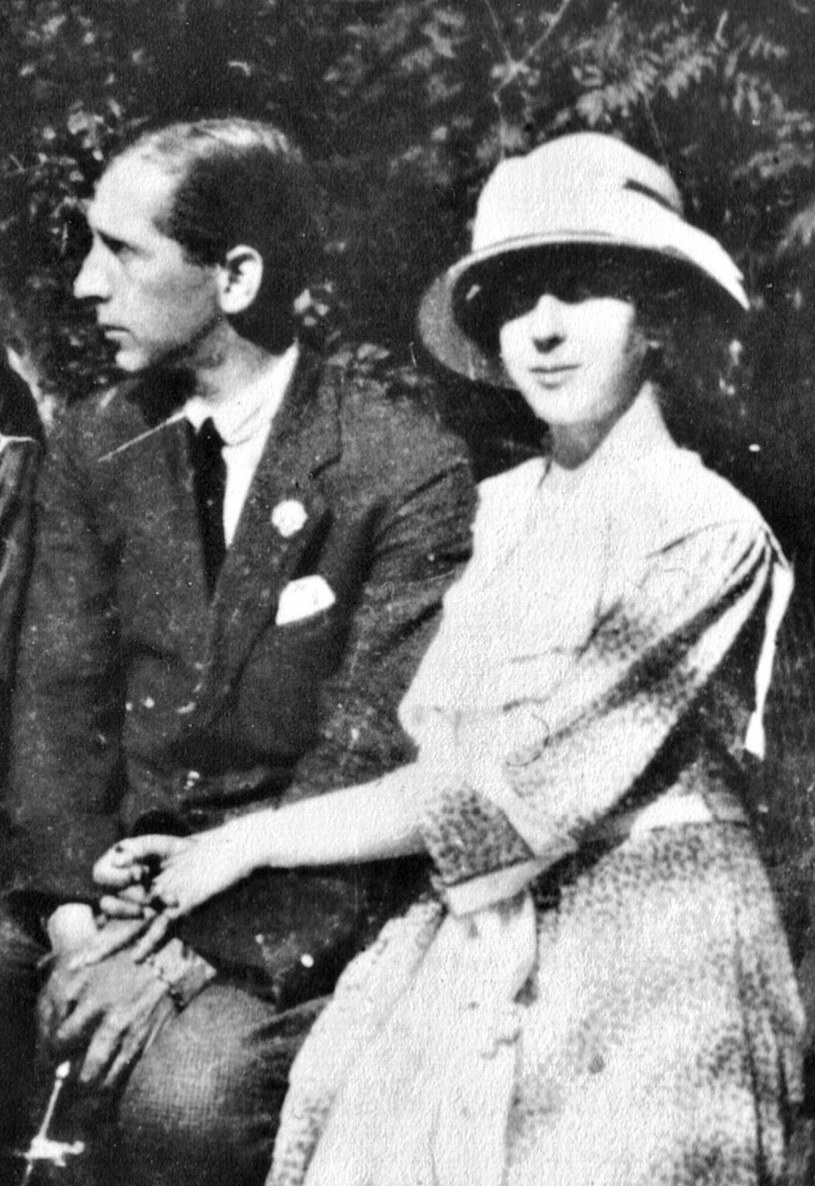 Maria Jasnorzewska-Pawlikowska z drugim mężem, Janem Gwalbertem Henrykiem Pawlikowskim (1920 rok) /Kossakiana/East News /East News