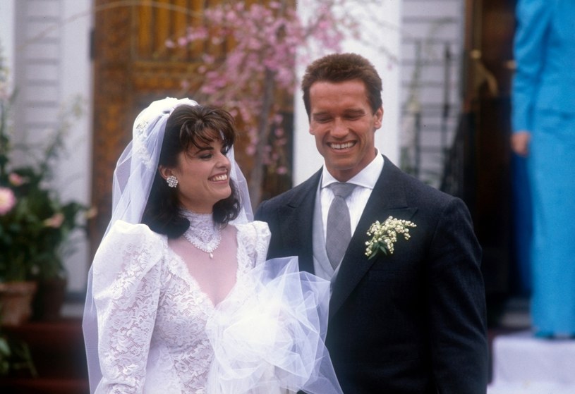 Maria Shriver i Arnold Schwarzenegger w dniu ślubu /Peter Carrette Archive /Getty Images