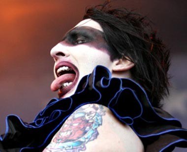 Marilyn Manson: Ekspert w kwestii makijażu /AFP
