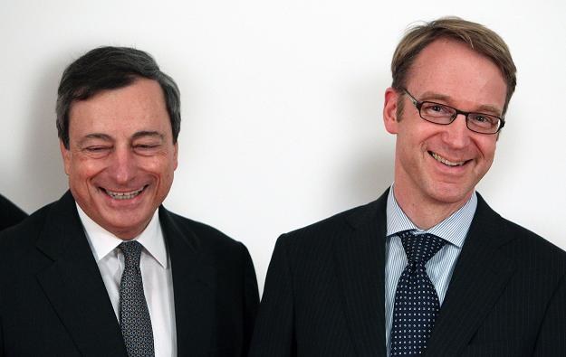 Mario Draghi, prezss EBC (L) i Jens Weidmann, prezes Bundesbanku /AFP