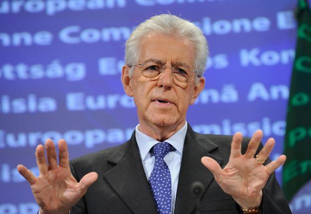 Mario Monti, premier Włoch /AFP