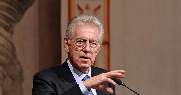 Mario Monti, premier Włoch /AFP